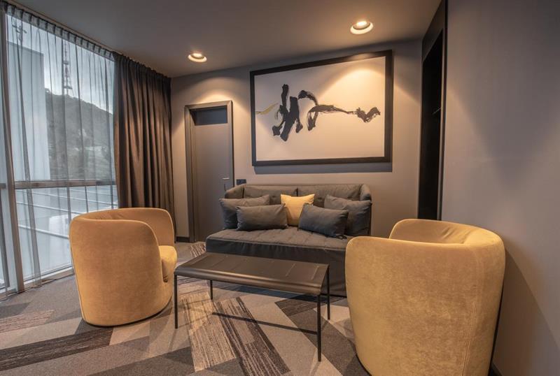 Radius Hotel Tbilisi Buitenkant foto
