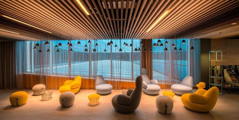 Radius Hotel Tbilisi Buitenkant foto