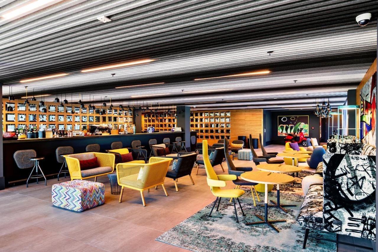 Radius Hotel Tbilisi Buitenkant foto