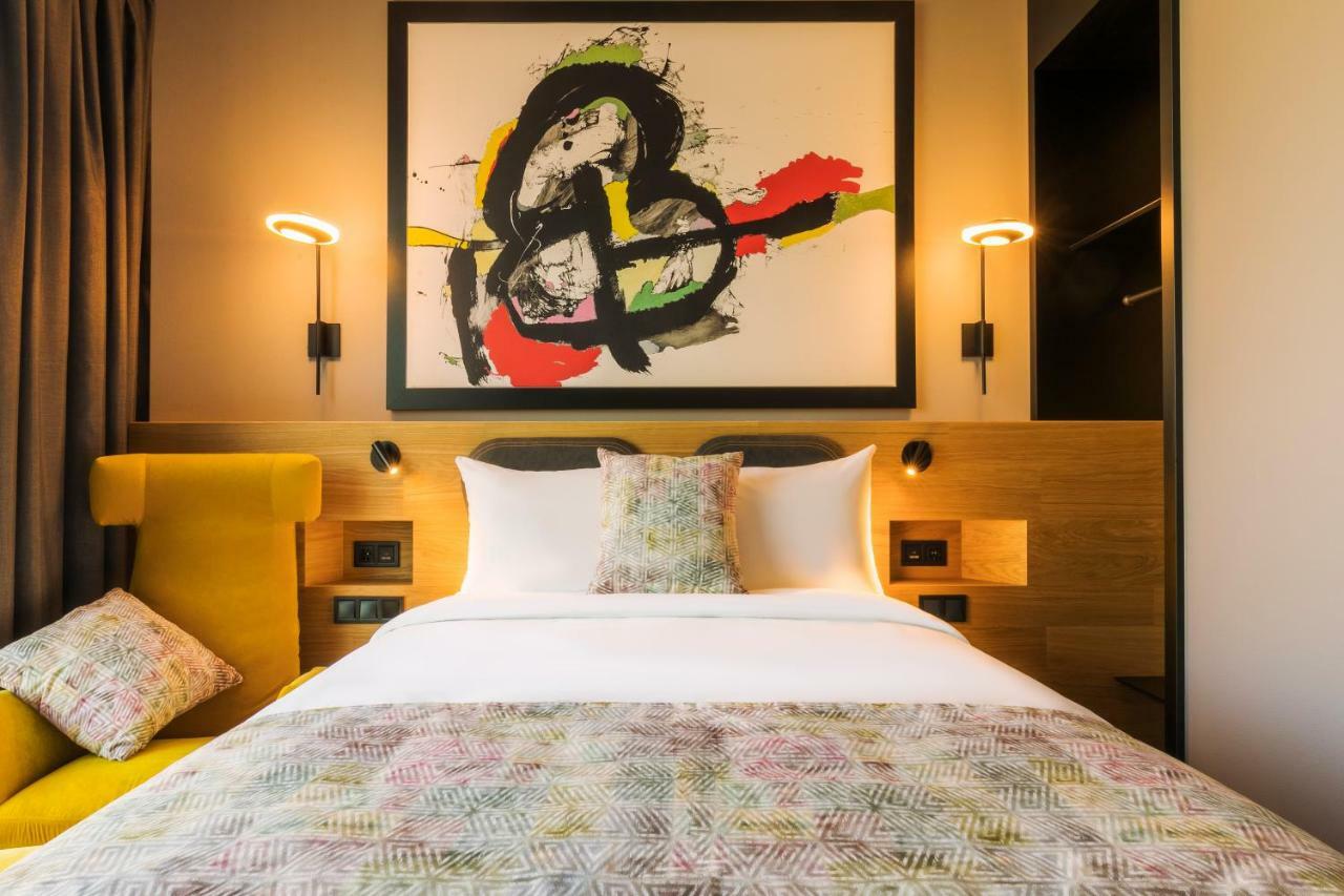 Radius Hotel Tbilisi Buitenkant foto