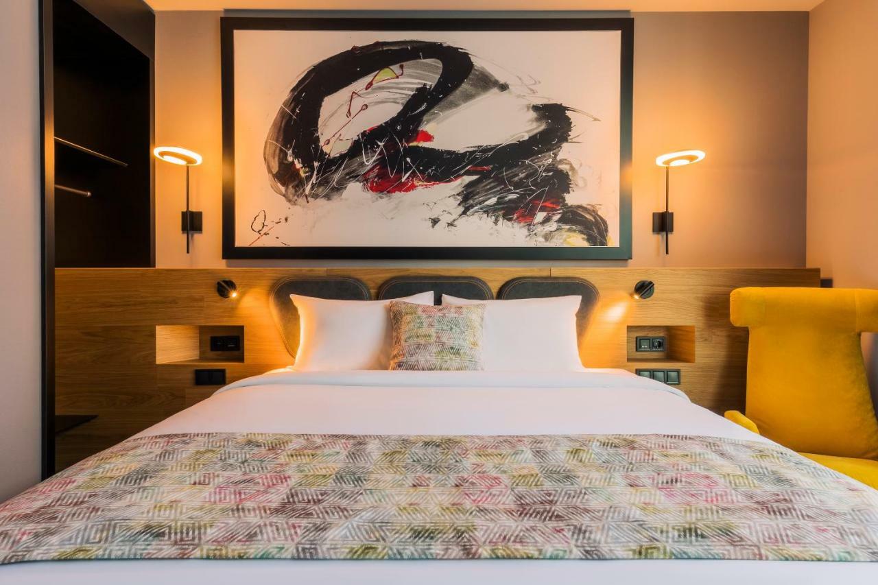 Radius Hotel Tbilisi Buitenkant foto
