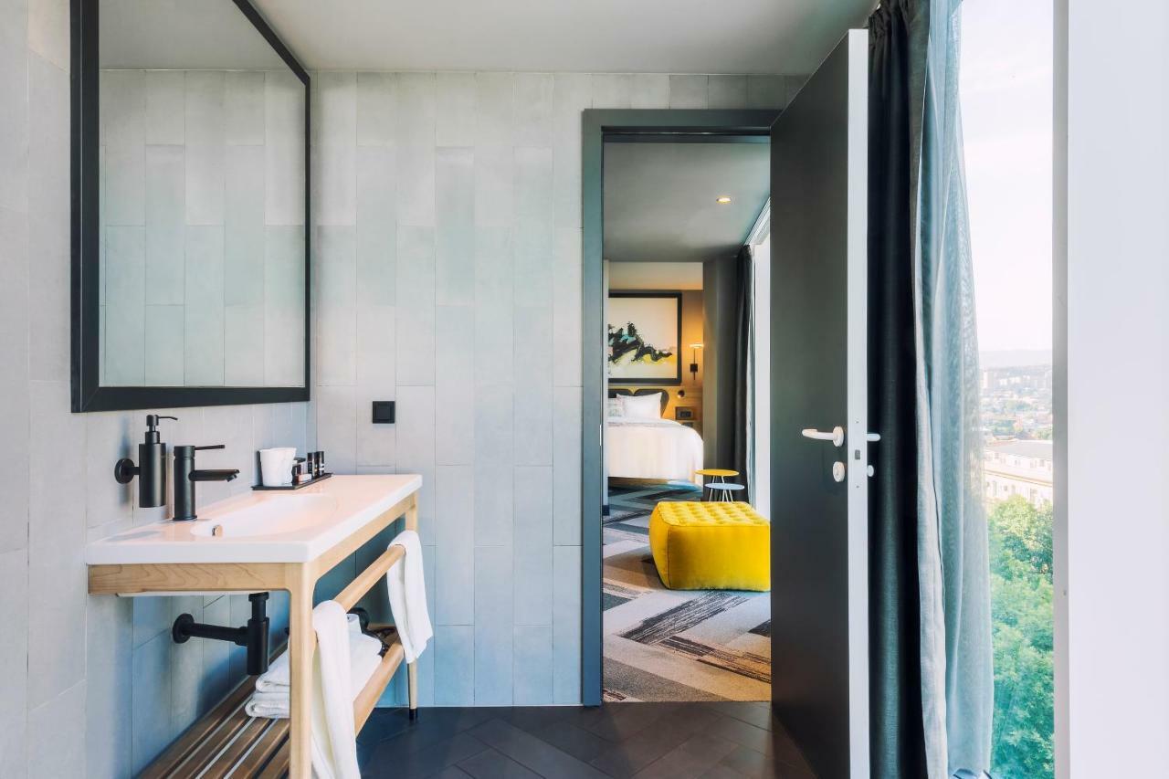 Radius Hotel Tbilisi Buitenkant foto