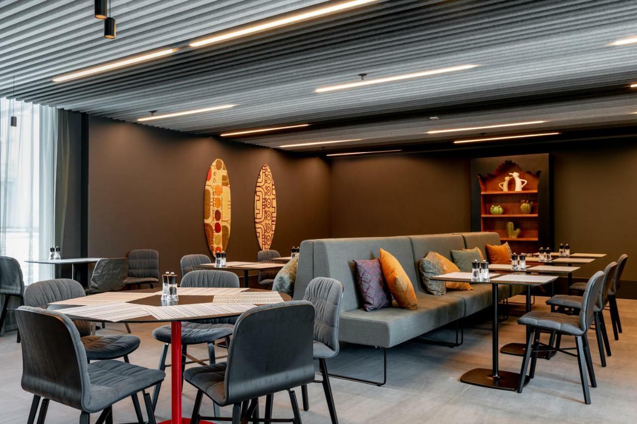 Radius Hotel Tbilisi Buitenkant foto