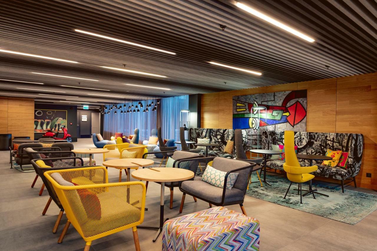 Radius Hotel Tbilisi Buitenkant foto