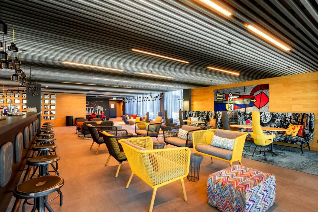 Radius Hotel Tbilisi Buitenkant foto