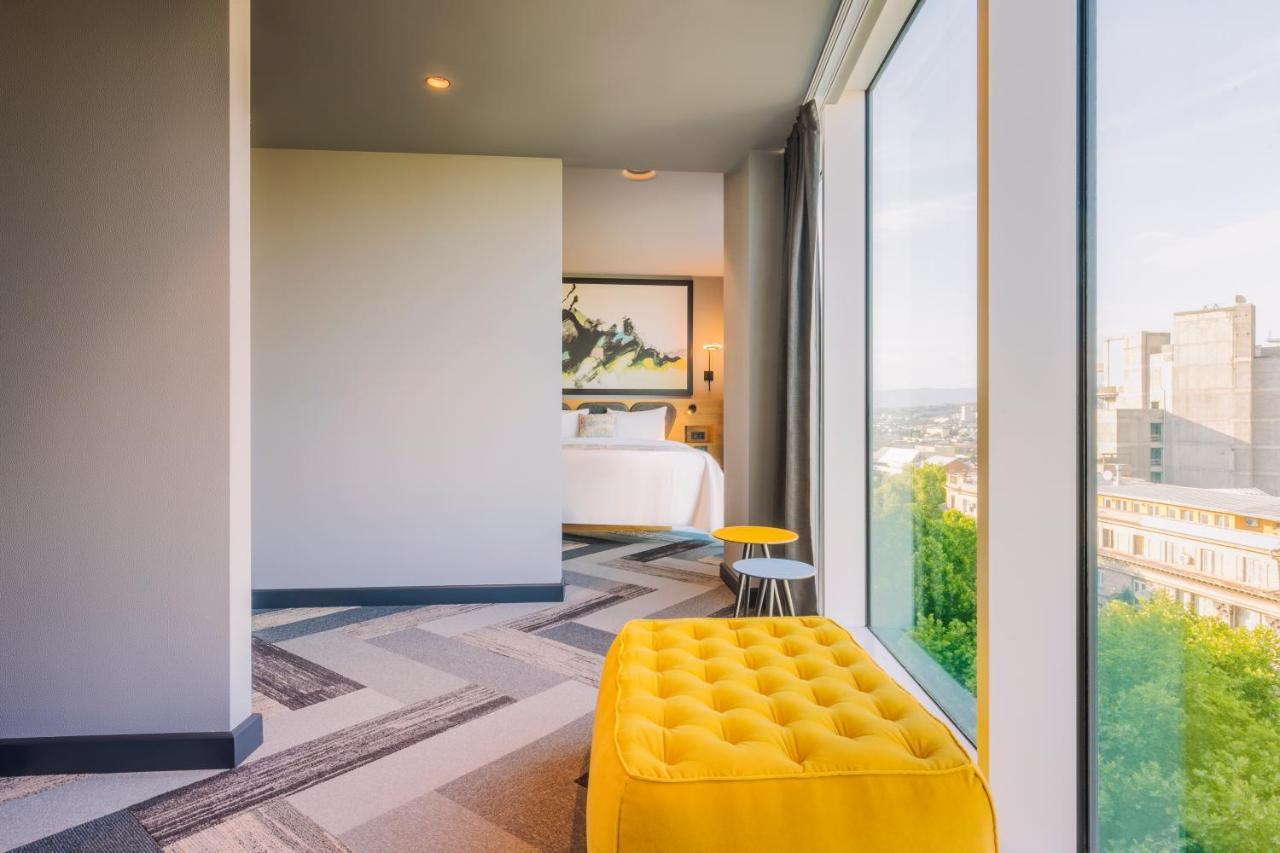 Radius Hotel Tbilisi Buitenkant foto
